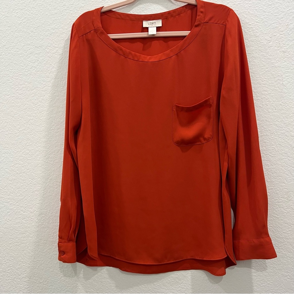 Ann Taylor Loft Womens Blouse Orange Button Cuff Sleeve Scoop Neck Pocket Size L